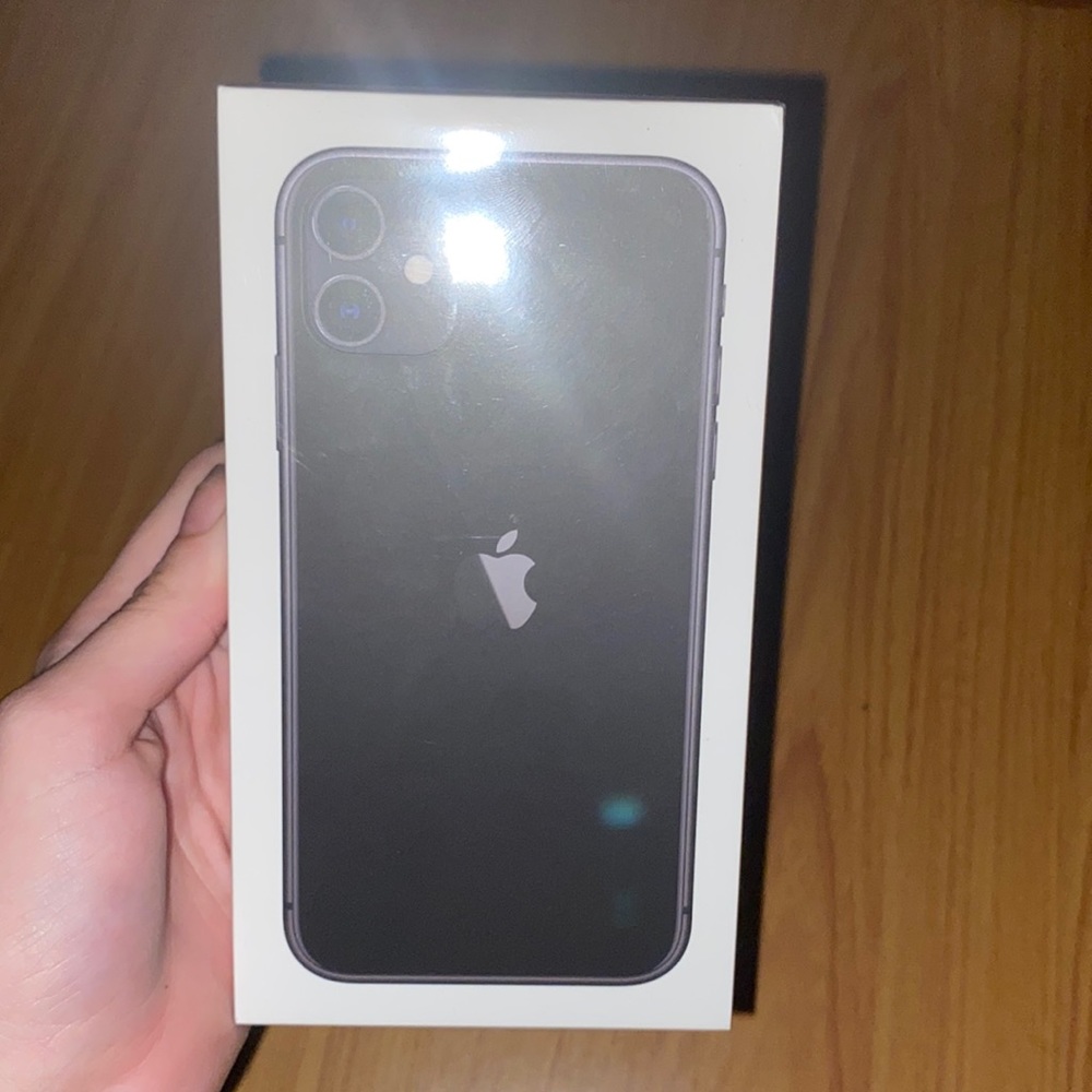brand new completely sealed iphone 11